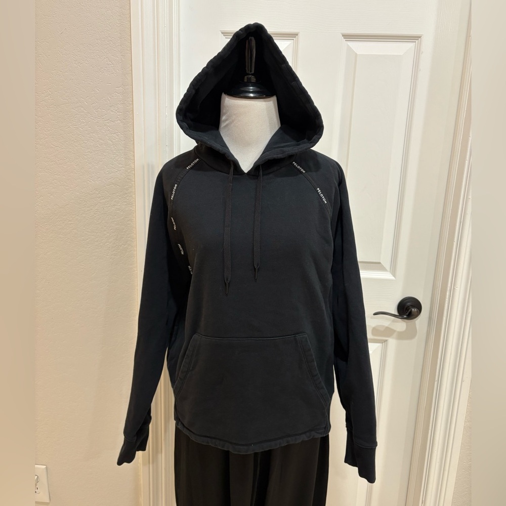 Peloton Black Hoodie Hooded Sweatshirt Logo Medium